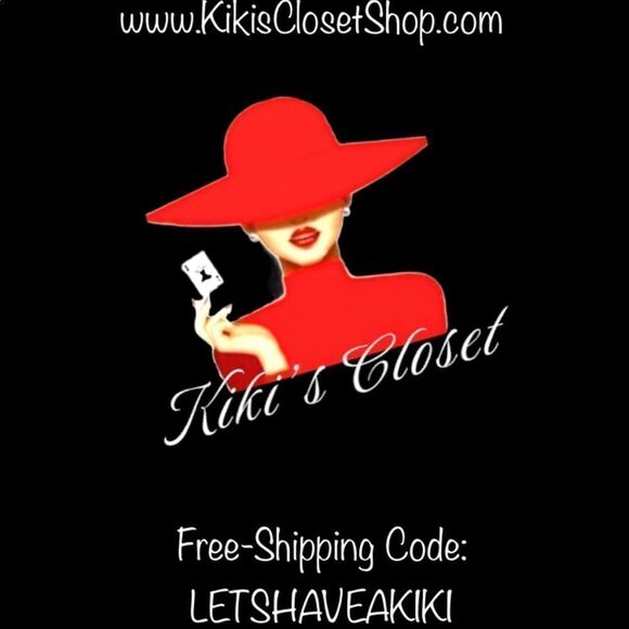 Vintage CHANEL Navy belted trench coat circa 1980 - Picture 2 of 15